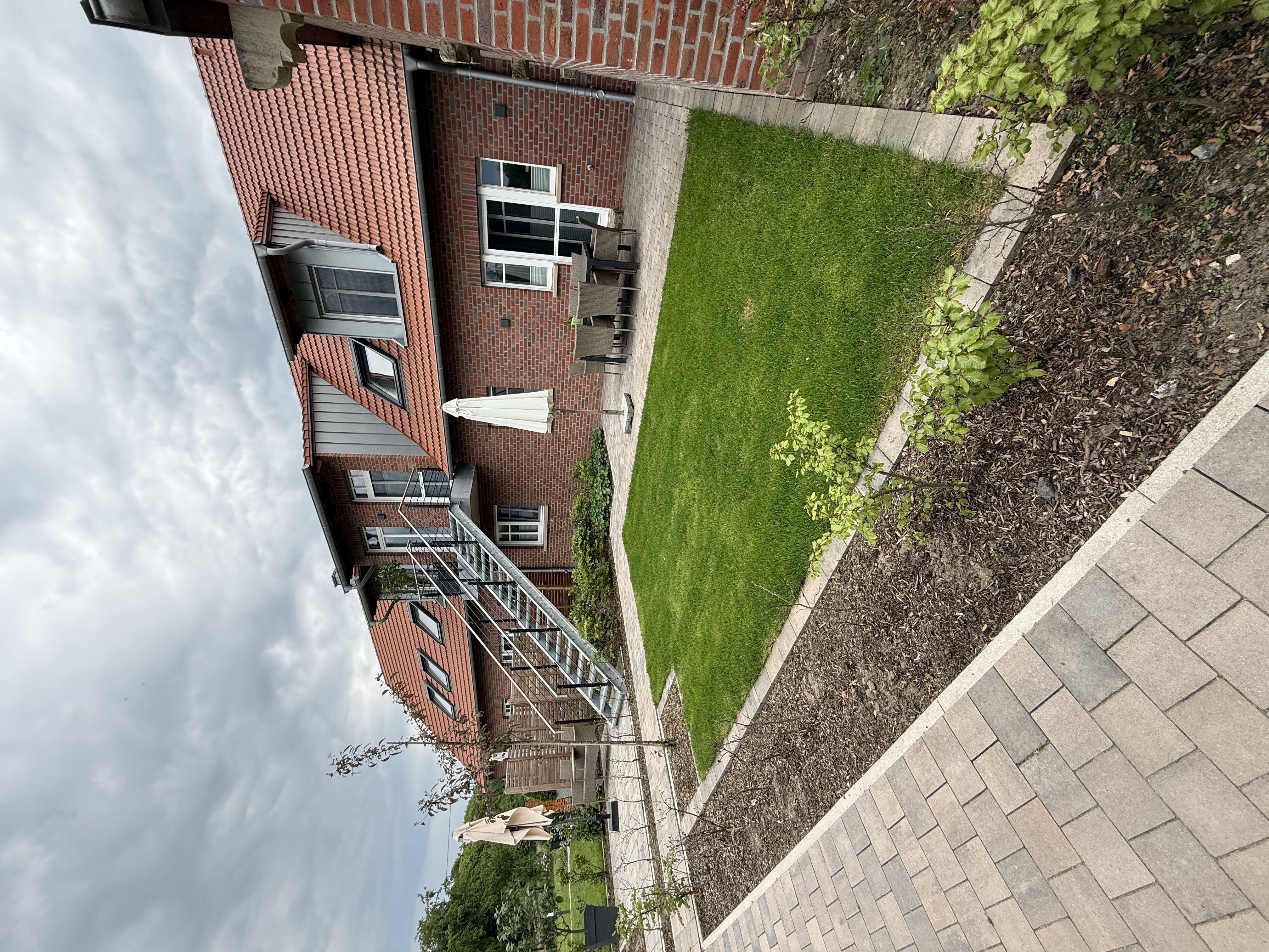 Unser großzügiger Garten zum Entspannen